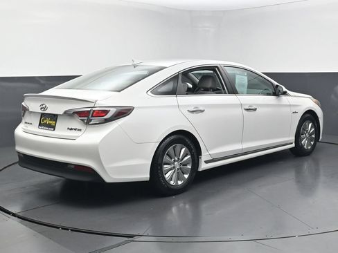 Used 2016 Hyundai Sonata SE FWD image 11