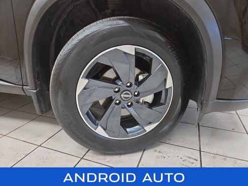 Used 2024 Nissan Rogue SV AWD/4WD image 8