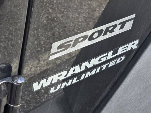 Used 2016 Jeep Wrangler Unlimited Sport w/ Quick Order Package 24S AWD/4WD image 15