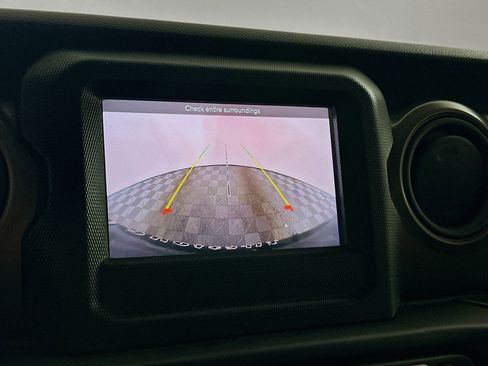 Used 2023 Jeep Wrangler Unlimited image 21