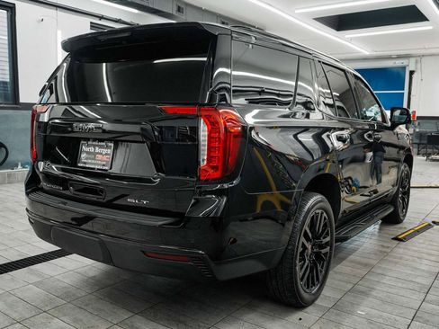Used 2023 GMC Yukon SLT w/ SLT Premium Package image 8