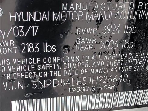 Used 2018 Hyundai Elantra SEL FWD image 25
