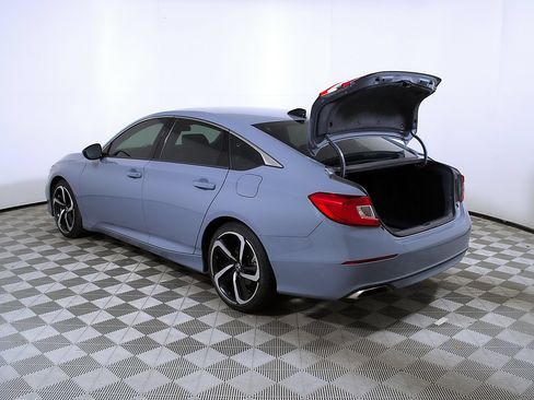 Used 2021 Honda Accord Sport image 10