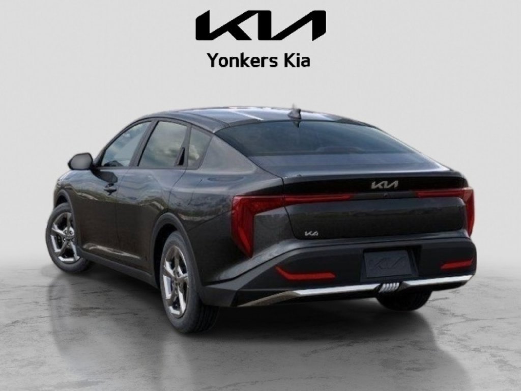 Used 2026 Kia K4 FWD image 4