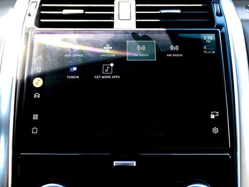 Certified 2025 Land Rover Discovery Dynamic SE AWD/4WD image 30