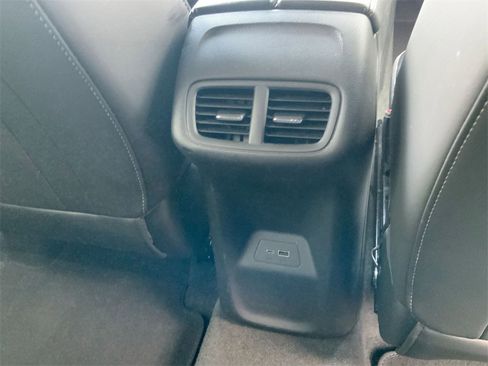 Certified 2025 Buick Envision Preferred image 31