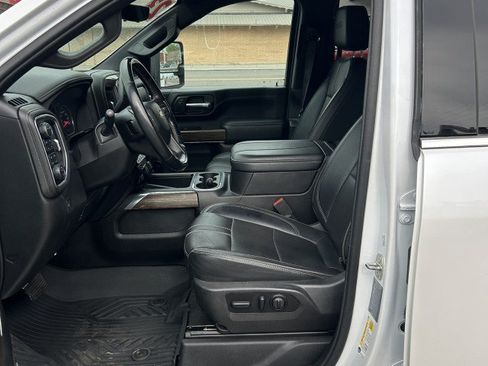 Used 2023 Chevrolet Silverado 3500 High Country w/ Z71 Off-Road Package AWD/4WD image 16