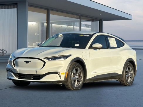 Used 2021 Ford Mustang Mach-E Select image 8