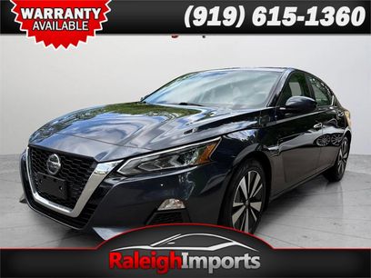 Used 2021 Nissan Altima 2.5 SV