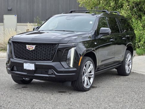 New 2026 Cadillac Escalade Platinum Sport w/ LPO, Floor Liner Package AWD/4WD image 39