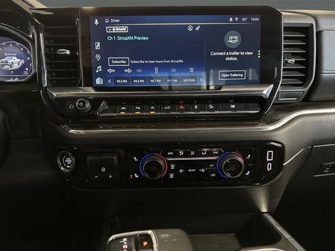 Used 2025 Chevrolet Silverado 1500 LT Trail Boss w/ LT Trail Boss Premium Package image 8