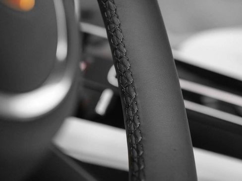 New 2025 Porsche Macan image 52