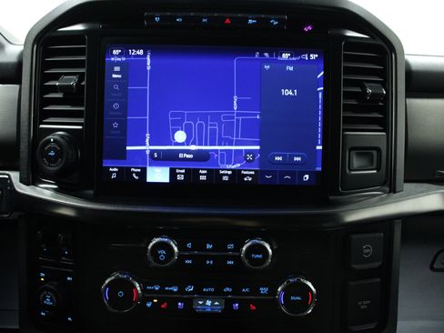 Used 2024 Ford F150 Platinum w/ FX4 Off-Road Package image 24