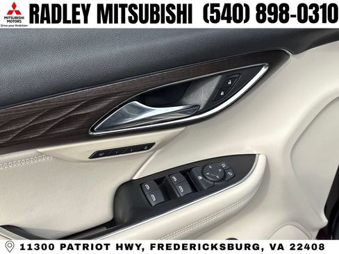 Used 2023 Buick Envision Avenir FWD image 5
