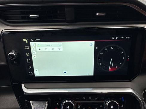 Used 2023 GMC Sierra 1500 Denali Ultimate image 8