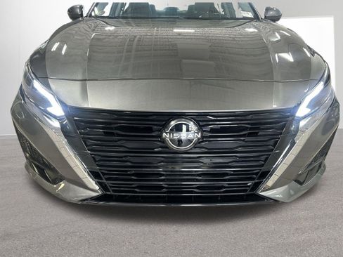 Certified 2023 Nissan Altima 2.5 SV FWD image 33