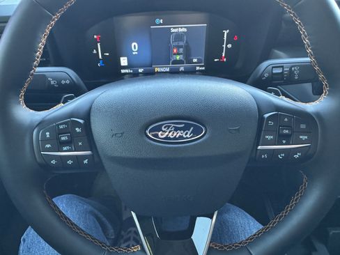 Used 2025 Ford Maverick Tremor AWD/4WD image 28
