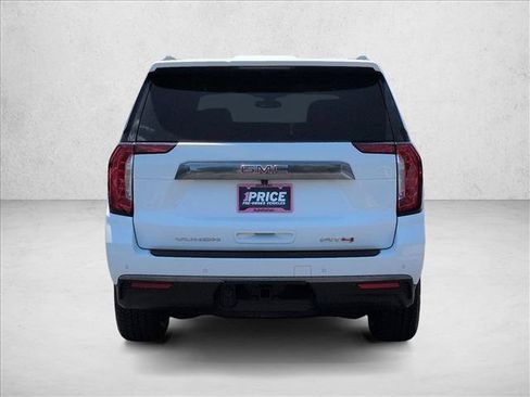 Used 2022 GMC Yukon XL AT4 AWD/4WD image 7