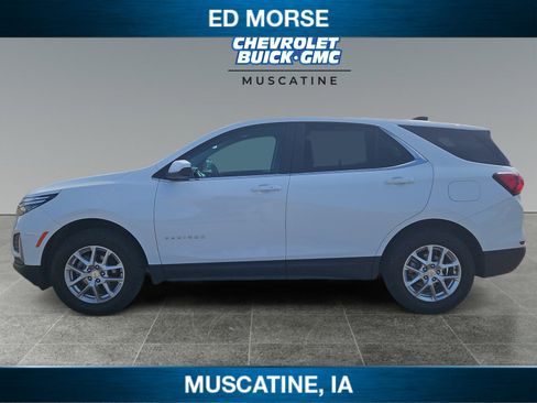 Used 2024 Chevrolet Equinox LT AWD/4WD image 2