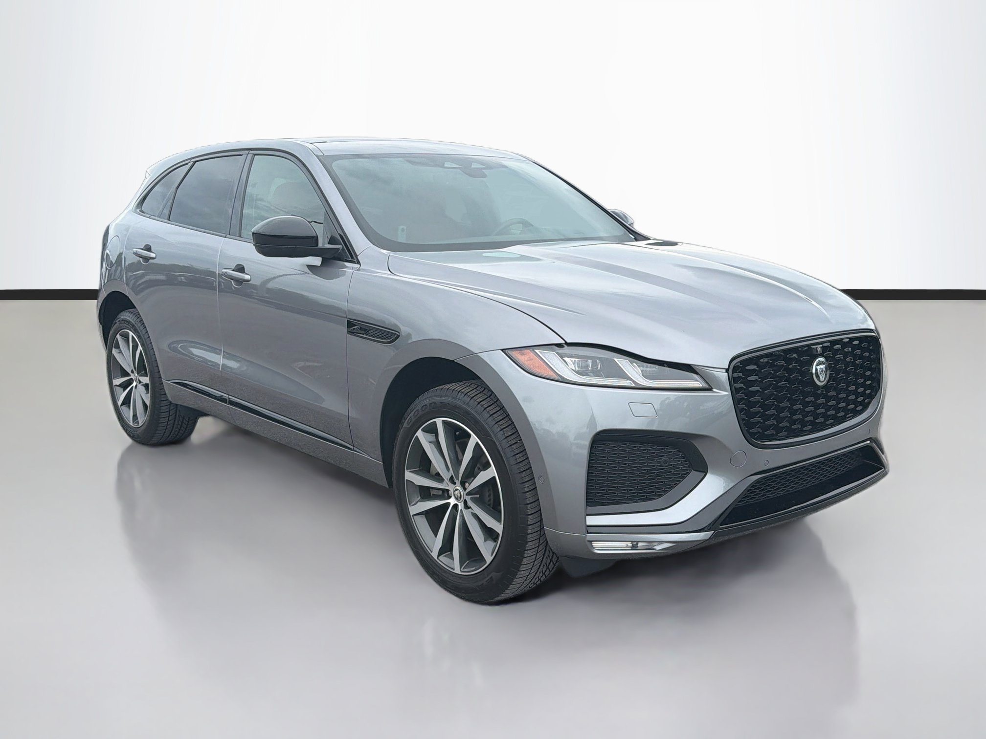 Used 2026 Jaguar F-PACE R-Dynamic S AWD/4WD image 7