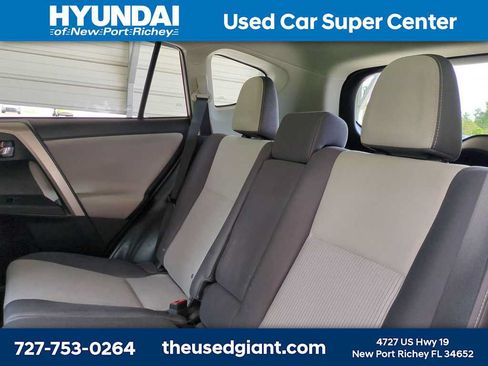 Used 2014 Toyota RAV4 XLE FWD image 14
