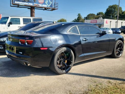 Used 2010 Chevrolet Camaro SS w/ RS Package image 7