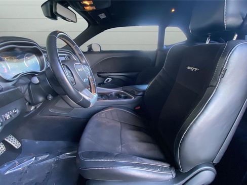 Used 2017 Dodge Challenger SRT w/ Technology Group image 10