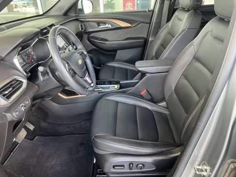 Used 2023 Chevrolet TrailBlazer ACTIV image 11