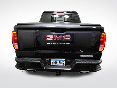 Used 2025 GMC Sierra 1500 Elevation w/ Preferred Package AWD/4WD image 4
