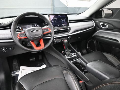 Used 2022 Jeep Compass Latitude w/ Sun and Sound Group image 10