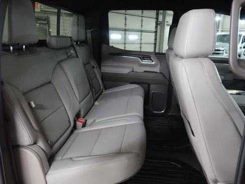 Used 2026 GMC Sierra 1500 SLT w/ SLT Premium Plus Package AWD/4WD image 25