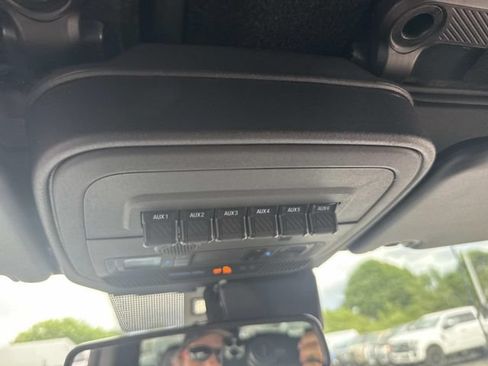 Used 2023 Ford Bronco Wildtrak AWD/4WD image 29
