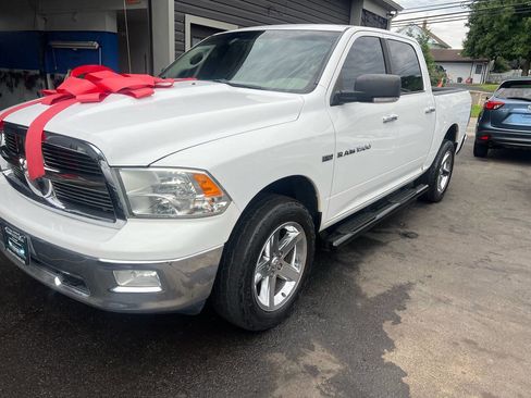 Used 2011 RAM 1500 Big Horn AWD/4WD image 2