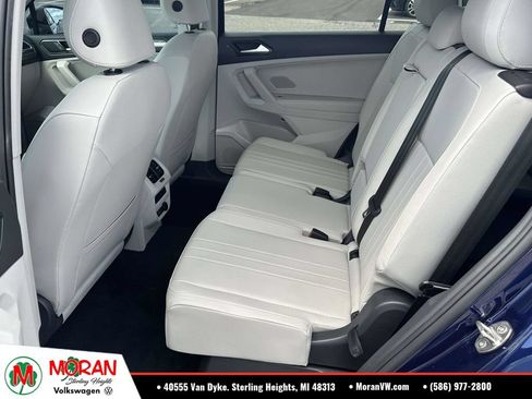 Used 2023 Volkswagen Tiguan SE FWD image 13