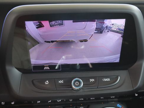 Used 2022 Chevrolet Camaro ZL1 RWD image 27