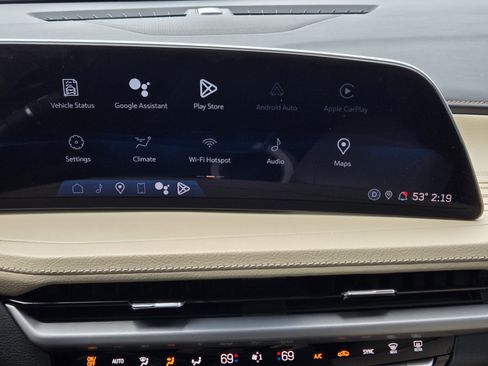 Used 2024 Cadillac XT4 Premium Luxury w/ Cold Weather Package image 20