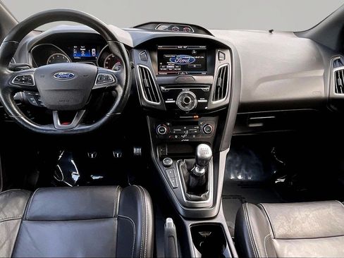 Used 2015 Ford Focus ST w/ Equipment Group 402A FWD image 7