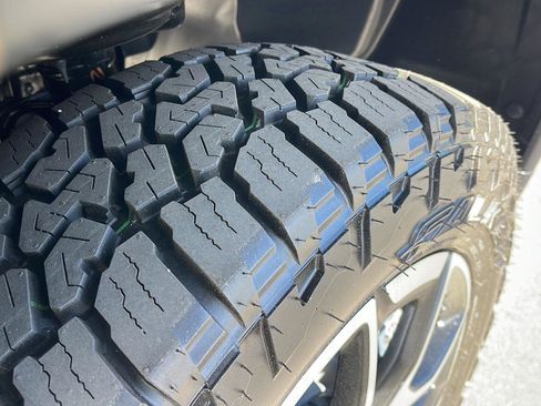 New 2026 Jeep Compass Trailhawk AWD/4WD image 10