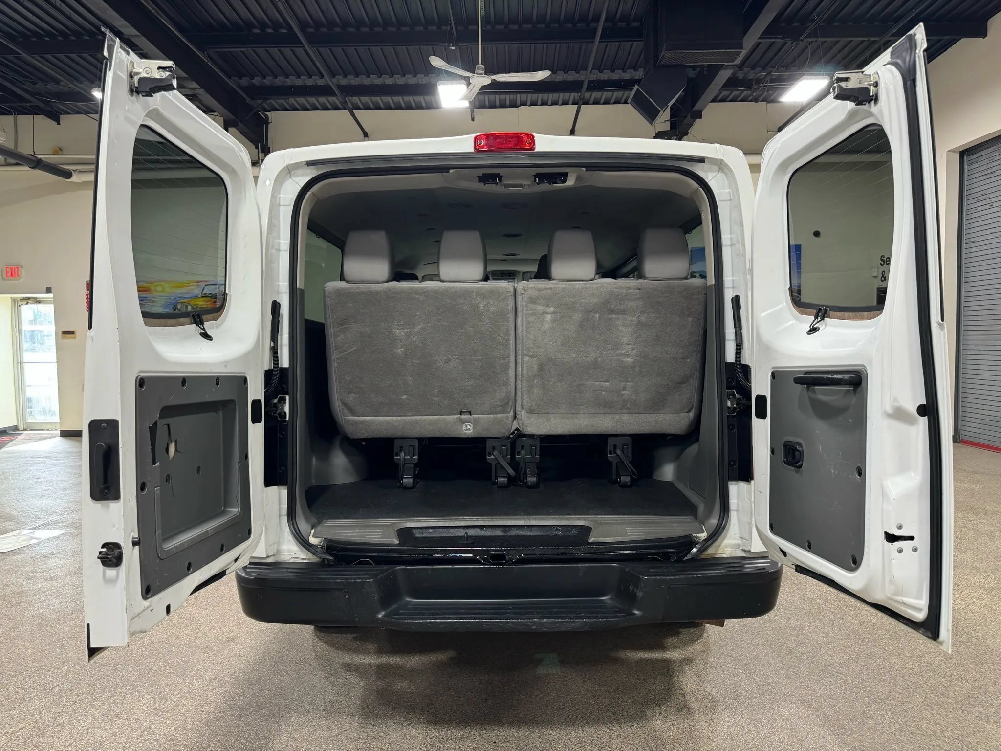 Used 2018 Nissan NV 3500 S RWD image 38