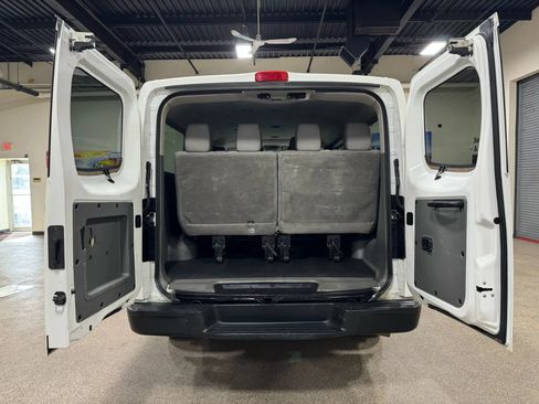 Used 2018 Nissan NV 3500 S RWD image 38