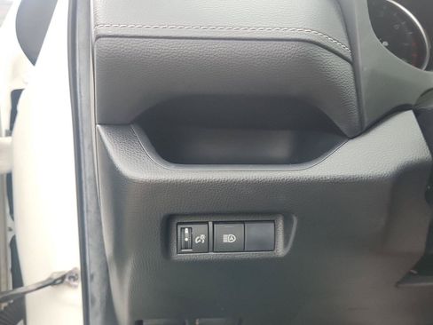 Used 2019 Toyota RAV4 LE w/ All Weather Liner Package FWD image 12