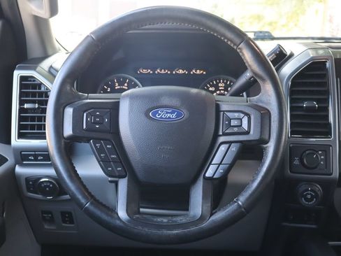 Used 2019 Ford F150 XLT w/ Equipment Group 302A Luxury AWD/4WD image 18