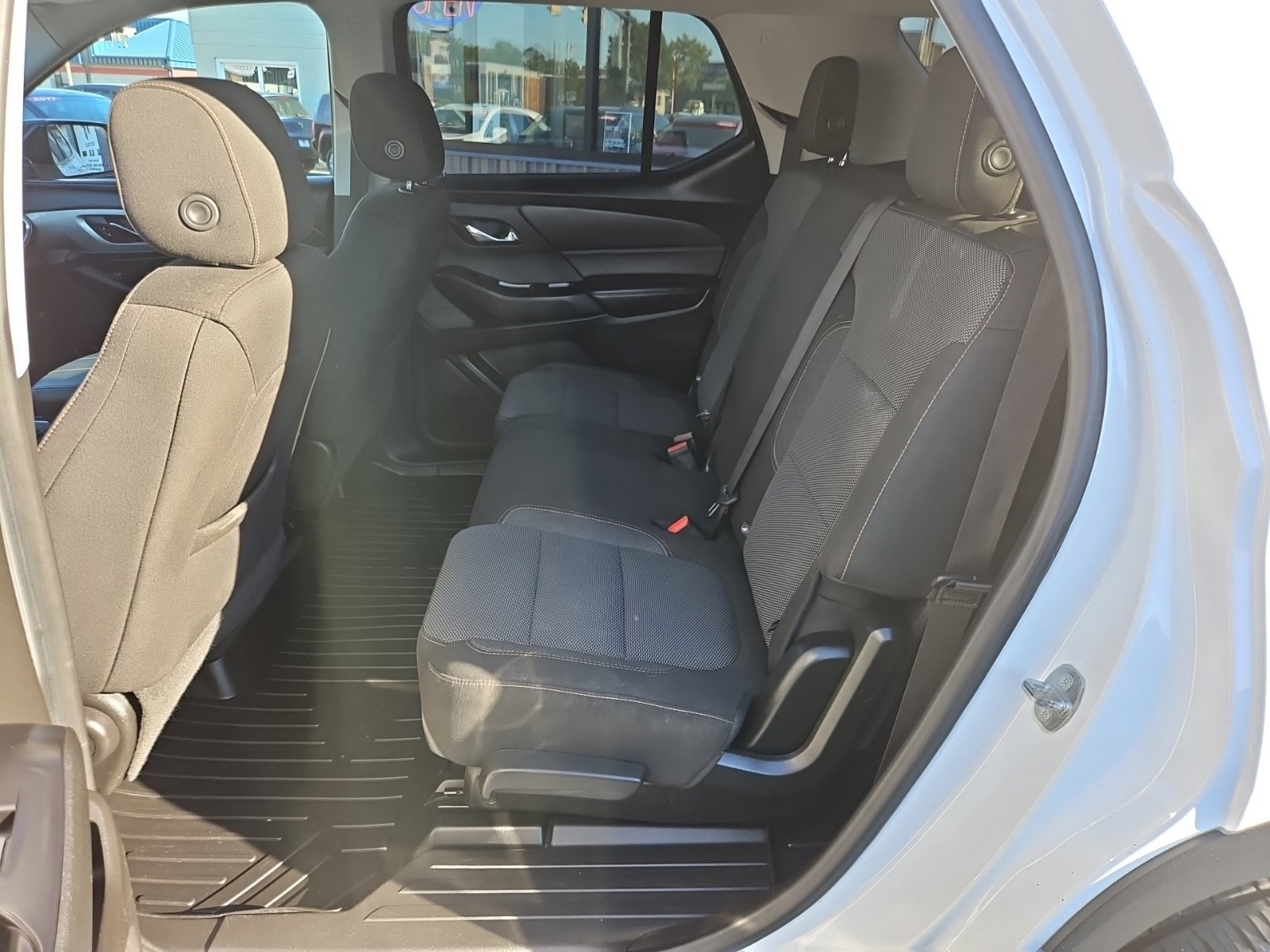 Used 2018 Chevrolet Traverse LS AWD/4WD image 14