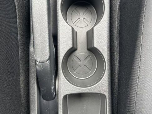 New 2025 Nissan Kicks Play S image 13