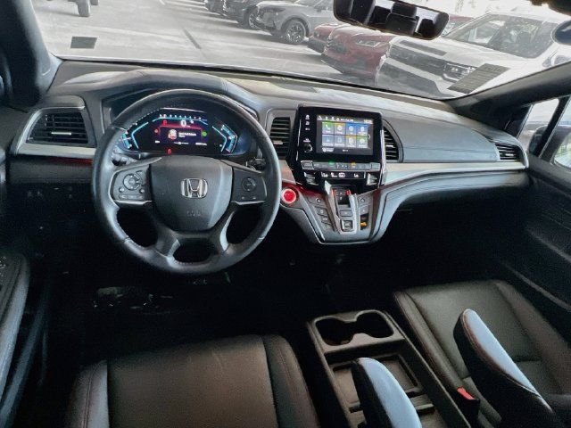 Certified 2024 Honda Odyssey Sport image 28