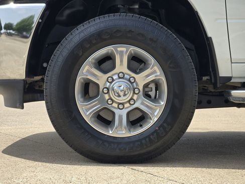 Used 2024 RAM 2500 Big Horn w/ Protection Group AWD/4WD image 12