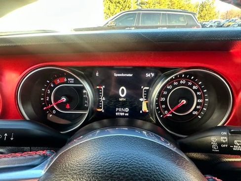 Used 2021 Jeep Wrangler Unlimited Rubicon AWD/4WD image 27
