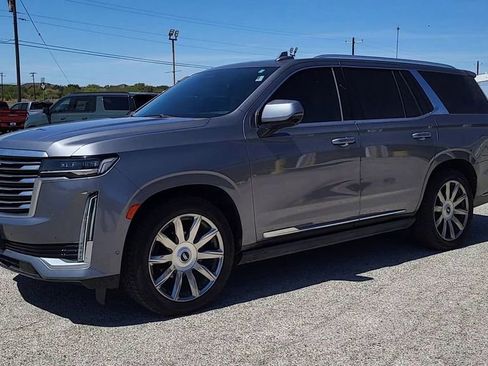 Used 2021 Cadillac Escalade Premium Luxury Platinum image 4