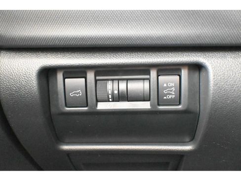 Used 2025 Subaru Forester Premium image 24