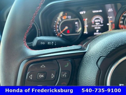 Used 2024 Jeep Wrangler Unlimited Rubicon w/ Safety Group AWD/4WD image 17